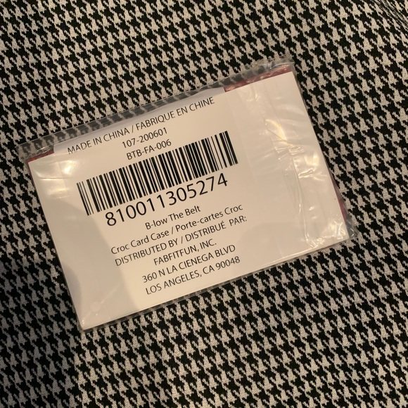 Red Croc Card Case - Picture 4 of 4